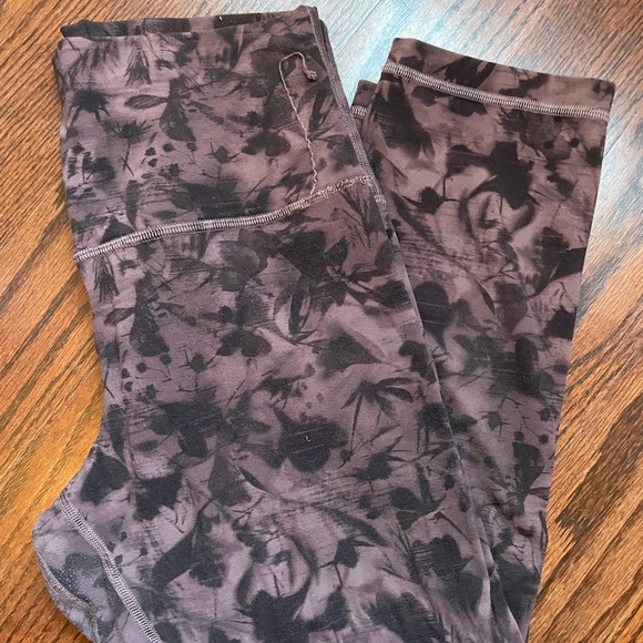 Lululemon align leggings - Picture 2 of 9